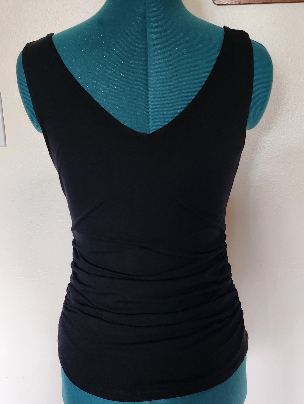 White House Black Market Black Surplice Ruched Tank - Picture 5 of 9